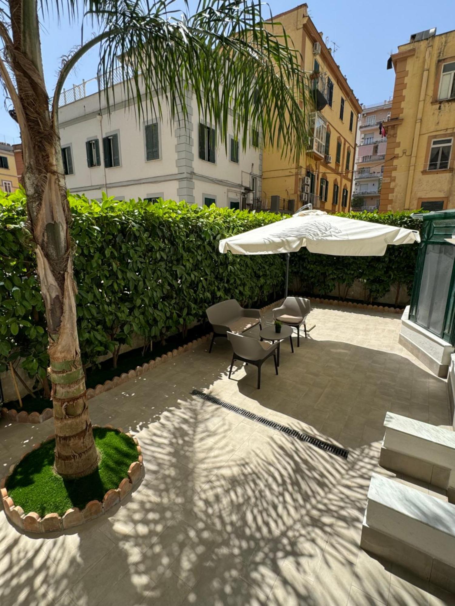 5 Urban Garden House Apartman Nápoly Kültér fotó